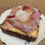 天然酵母の食パン専門店 つばめパン&Milk - 