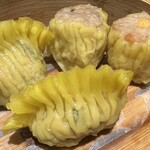 小籠包専門店 昇福楼 - エビシュウマイ、フカヒレ蒸し餃子