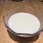 小籠包専門店 昇福楼 - 杏仁豆腐