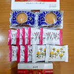 六花亭 丸井今井札幌店 - ホワイトチョコレートはバレンタインデーパッケージかな？