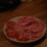 肉ビストロ灯 - 