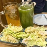 奥渋谷 もつ焼のんき - お通し キャベツ 330円×2