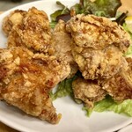 奥渋谷 もつ焼のんき - 塩もも唐揚げ 640円