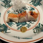 温石 - 金目鯛鱗焼き、白髪葱、実山椒醤油