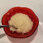 ソラメントゥーノ - チーズをかけるとまた濃厚さが際立ちます。