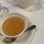 ソラメントゥーノ - 食後の飲み物はダージリンティーにしました。