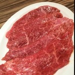 焼肉 ジャンボ - 肉と肉
      ピカイチ ロースは 
      リピーター