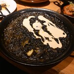 スペインバルsuke6 - イカ墨パエリア