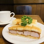 ニューアストリア - 