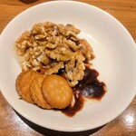 レ クアトロ スタジオーニ - お菓子とクルミ