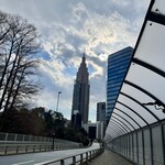 花園万頭 - 千駄ヶ谷トンネルの上を散歩しながら、、