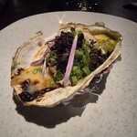 TRAEVO - 牡蠣 白ワインソース 香草バター