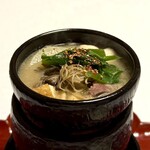 たか田八祥 - 猪鍋。とってもやさしい味。