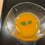 鮨おおが東山 - みかんゼリー