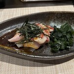 NEO海鮮割烹居酒屋 まるゆき - 三品目　ごまカンパチ