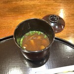 日本料理 幸庵 - 赤出しのなめこの味噌汁
