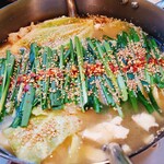 もつ鍋才谷 - （※写真6）牛もつ鍋（醤油）