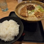 味噌蔵 麺四朗 - 九州麦味噌野菜らーめん(1,089円)+中ライス(187円)