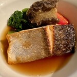 マンジェ・エ・ボワール NAGAO - 魚料理　鮭と鮑