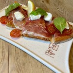 ル・パン・コティディアン 芝公園店 - イタリアン　タルティーヌ