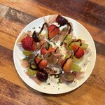 アネロ - 生ハムとフルーツのマスカルポーネ