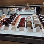 カズノリ イケダ アンディヴィデュエル 南町通店 - 