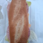 DOUTOR - 料理写真:チーズ in ミラノサンドA 生ハム・ボンレスハム・ボローニャソーセージ・550円