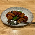 八幡麻婆 雅 - 黒酢酢豚（700円）