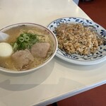 長浜ラーメン一龍亭 - 