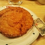 拓樹 船堀本店 - わらじ座布団みたいなコロッケ揚げたては最高です。