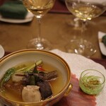 トゥ・ラ・ジョア イズム - 