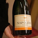 トゥ・ラ・ジョア イズム - 