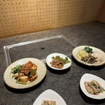 韓灯 - お通しが「煮こごり」は初体験