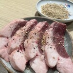 焼肉・ホルモン 踊ル - 