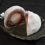 越後鶴屋 - 苺大福 こし餡