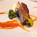 Les aromes - ランチコース 3190円 の山形県産のもち豚 肩ロース炭火焼き