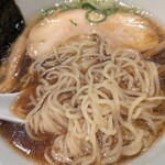 らぁ麺すぎ本 福岡空港国内ターミナル店 - 醤油らぁ麺アップ