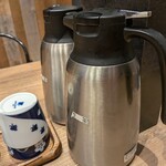 らぁ麺すぎ本 福岡空港国内ターミナル店 - 麦茶