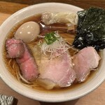 Homemade Ramen 麦苗 - 醤油　特上トッピング