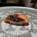 きう - ◇琵琶鱒 皮目炙り 芥子仕込み