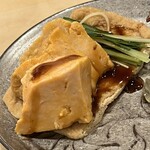 鮨 しゅん輔 - フワフワの鮟肝をお揚げに包んでいただきます