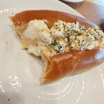 ガスト - 料理写真:マヨネーズとホワイトペッパーが効いてます