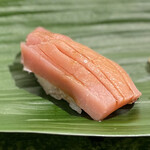 すし辰の立ち食い - 料理写真:中とろ