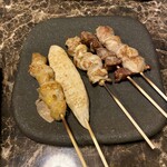 原始焼き酒場 火の丸 - 串物盛り合わせ