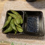 唐戸唐揚げ えっこ - オリジナルスパイスの味付け。お通し