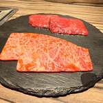 焼肉 ジャンボ - ハツと上カルビ