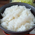 とんかつ 金の豚おか田 - こだわりの白ご飯