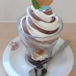 カフェ 茶華 - チョコパフェ