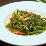 Coca Restaurant - 空芯菜炒め118バーツ