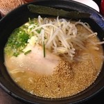 とんこつらあめん 楽  - 味噌とんこつラーメン　７９０円